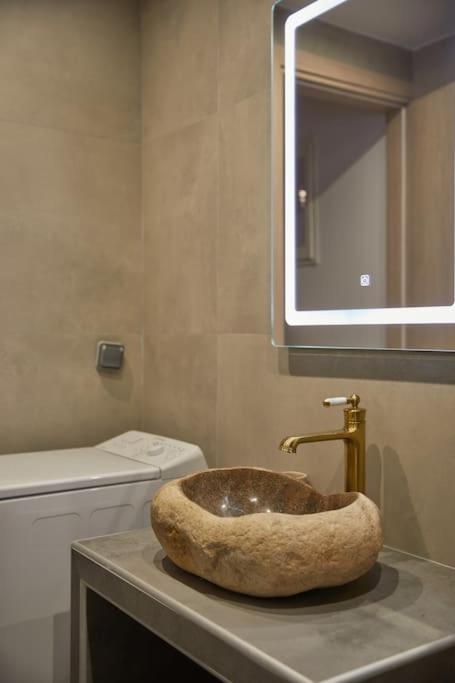 Apartamento The Sunny House Atenas Exterior foto