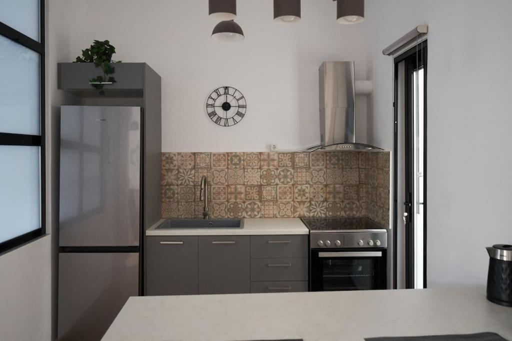 Apartamento The Sunny House Atenas Exterior foto